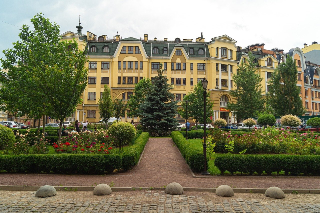 kiev, ukraine, city, architecture, at home, tourism, vozdvizhenka, urban, travels, kyiv, eastern europe, europe, european city, capital